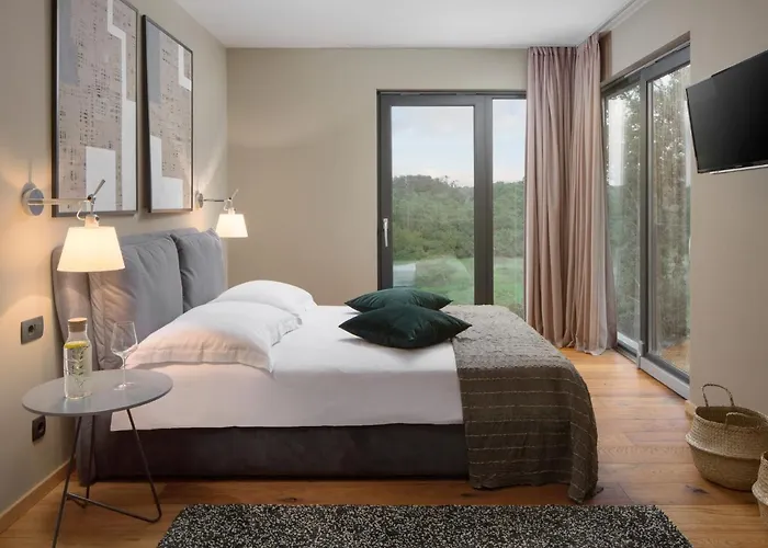 Oliva By Interhome