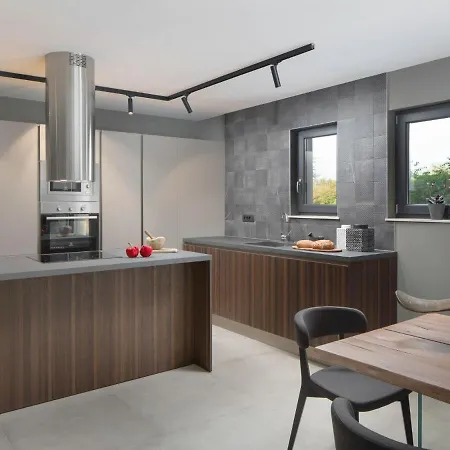 Oliva By Interhome Pelegrin